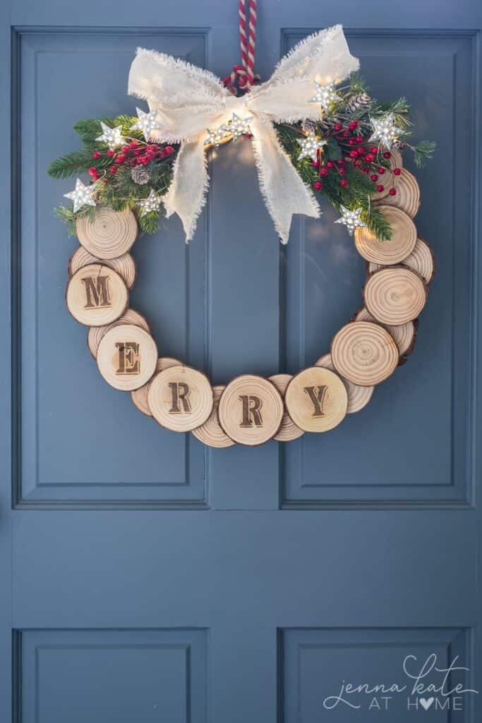 DIY Wood Slice Holiday Wreath by Jenna Kate at Home