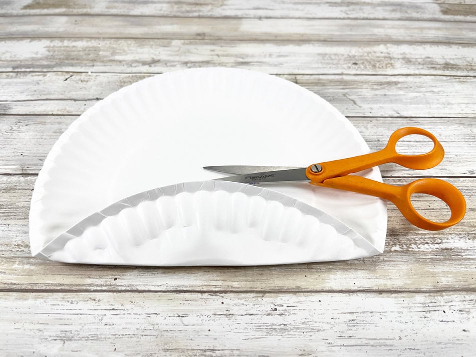 Dollar Store Paper Plate Whale Step 1