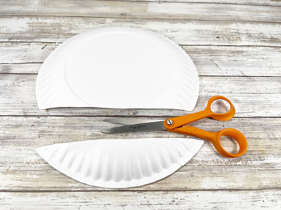 Dollar Store Paper Plate Whale Step 2