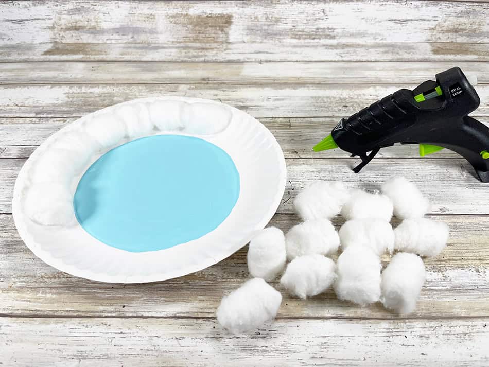 Dollar Store Paper Plate Yeti Step 5