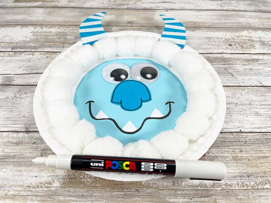Dollar Store Paper Plate Yeti Step 8
