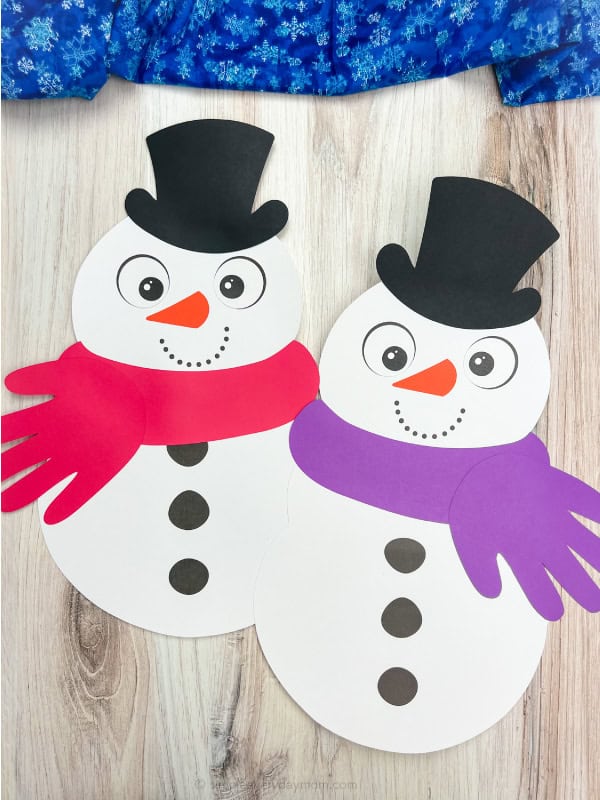 Handprint Snowman by Simple Everyday Mom