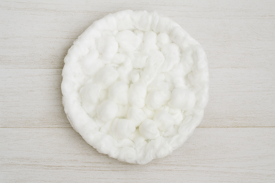 Handprint Snowy Owl Paper Plate Craft Step 3