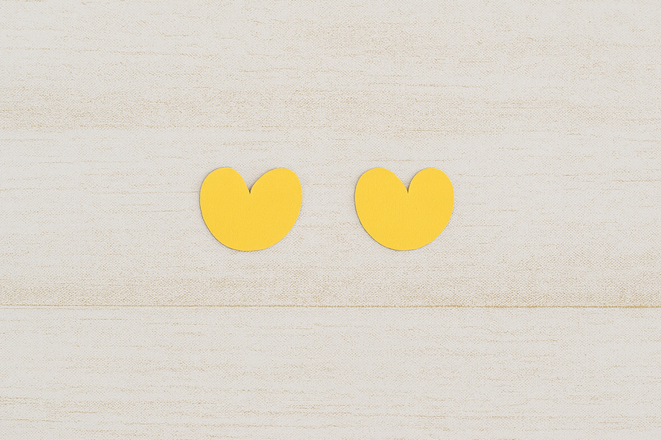 Handprint Snowy Owl Paper Plate Craft Step 6