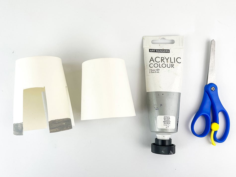 Hopping Arctic Paper Cup Fox Craft Step 1