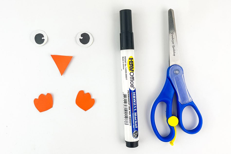 Hopping Penguin Paper Cup Craft Step 3