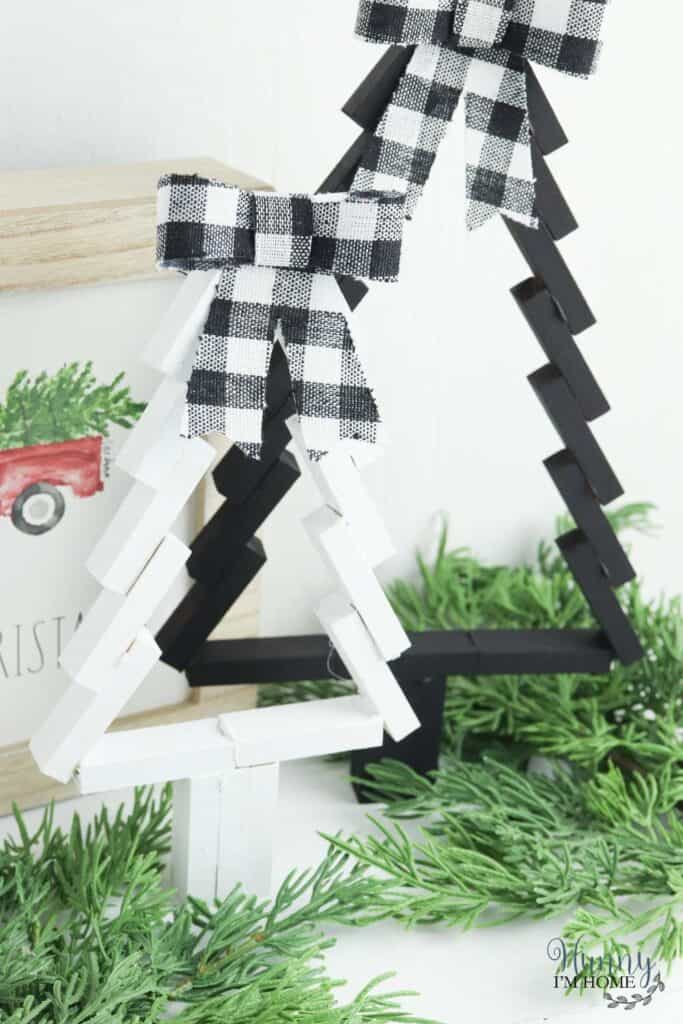 Jenga Block Christmas Tree by Hunny I'm Home DIY