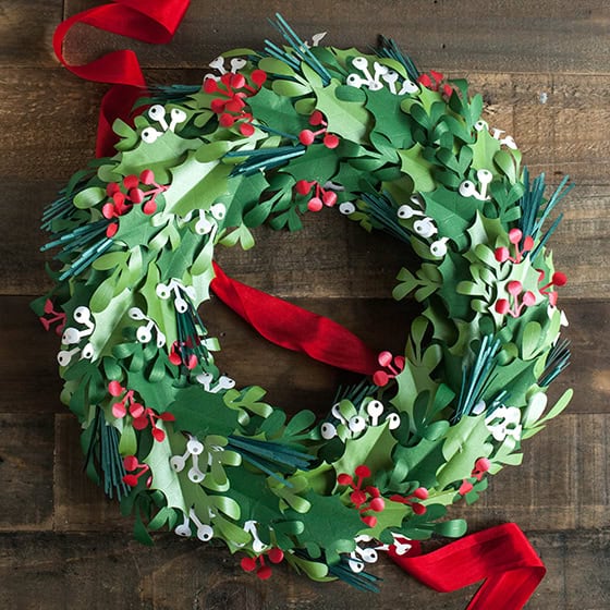 Make a Paper Christmas Wreath by Lis Griffith