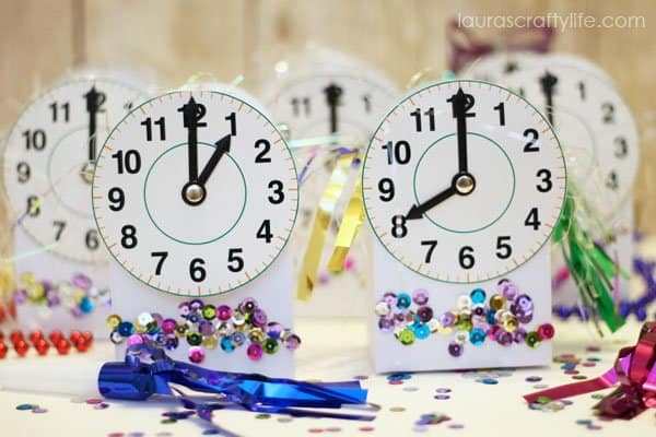 New Year's Eve Countdown Goodies by Laura's Crafty Life