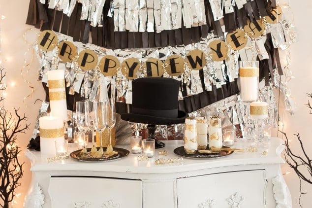 New Year's Eve Party Decorating Ideas by Frog Prince Paperie