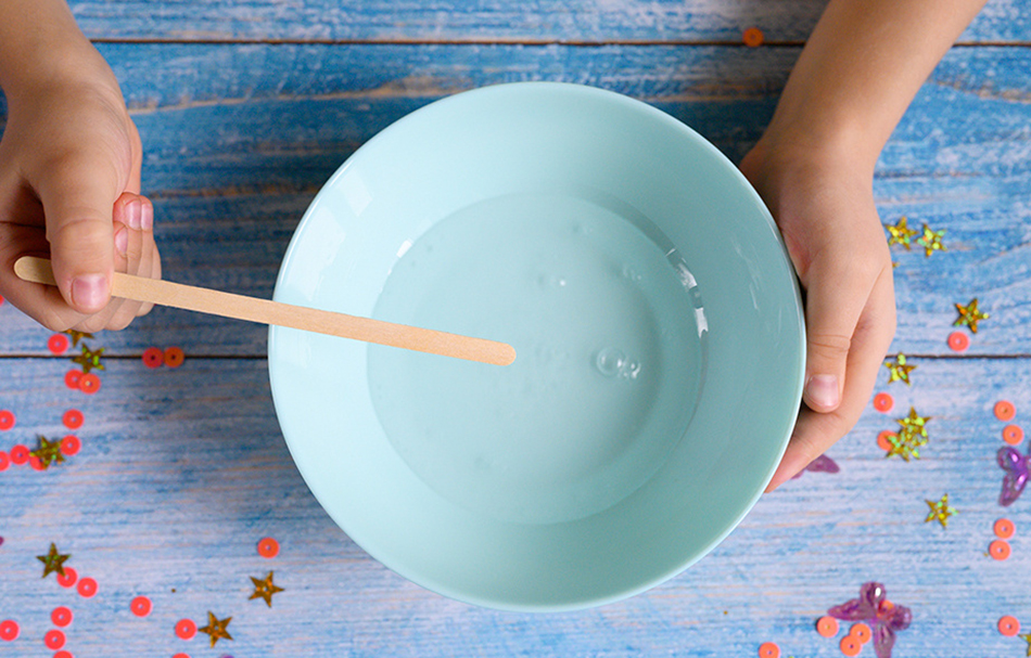 Winter blue slime recipe step 1