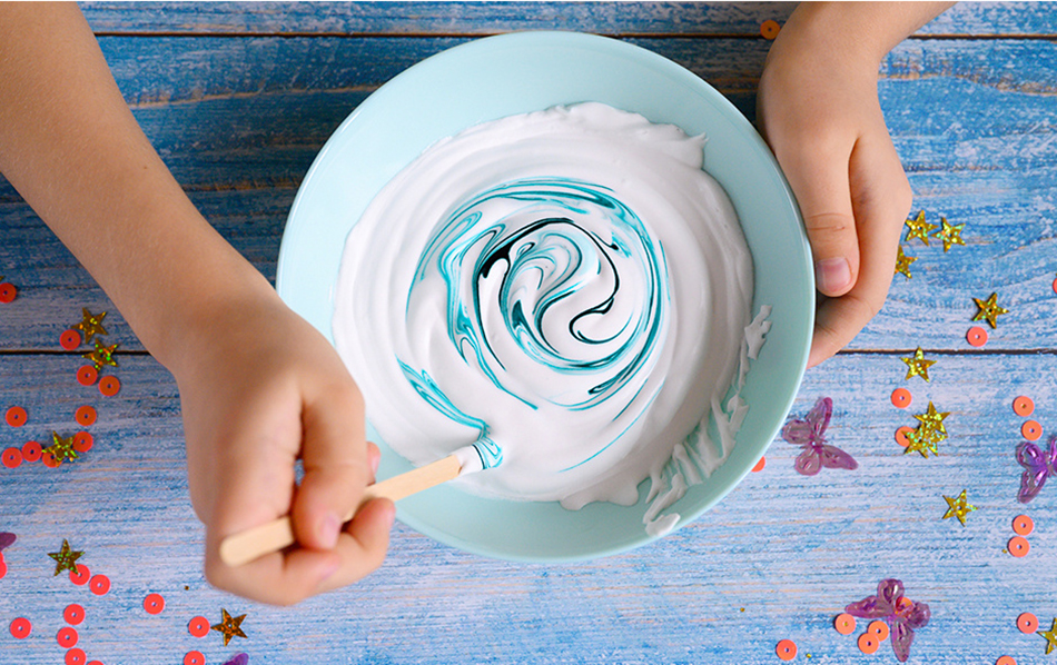 Winter blue slime recipe step 2