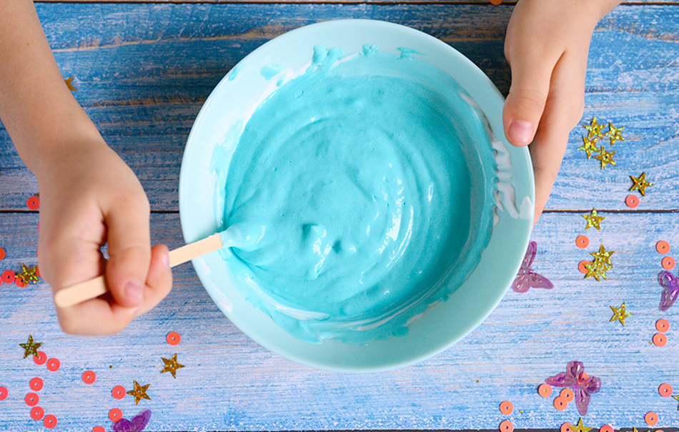 Winter blue slime recipe step 4