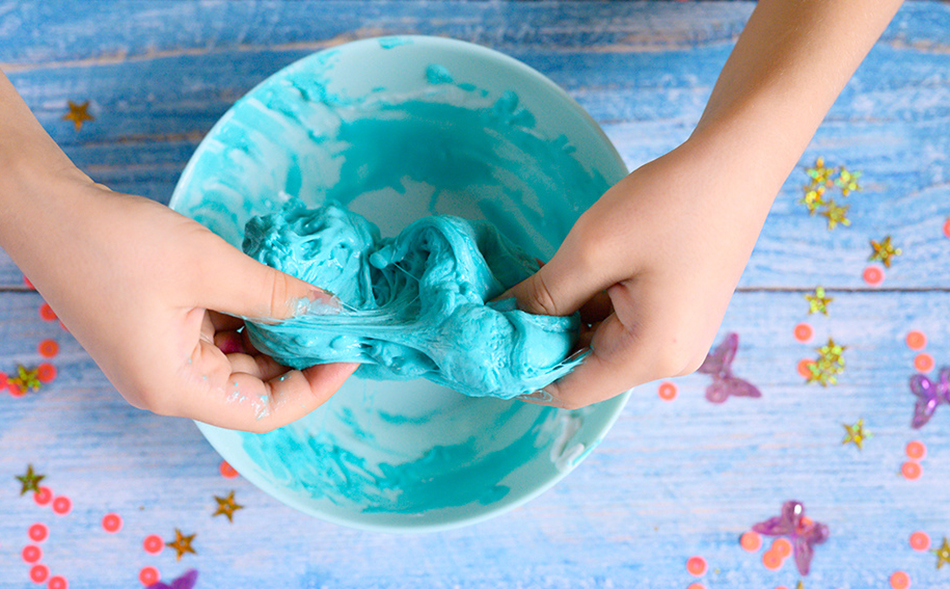 Winter blue slime recipe step 5